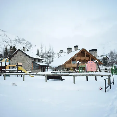 Bosque. Con Vistas A Pistas. Pirineos360 Apartman